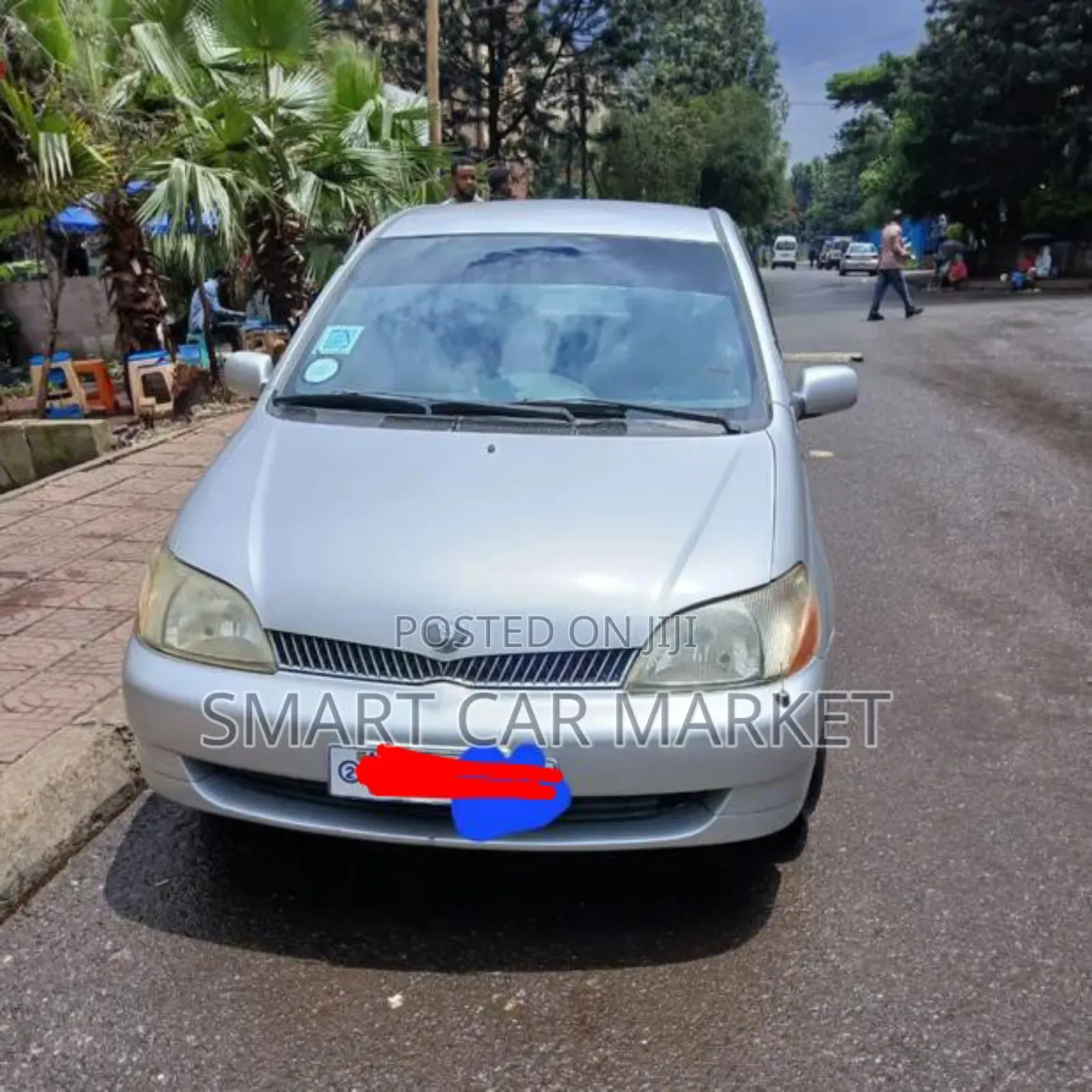 Toyota Platz 2001 Silver