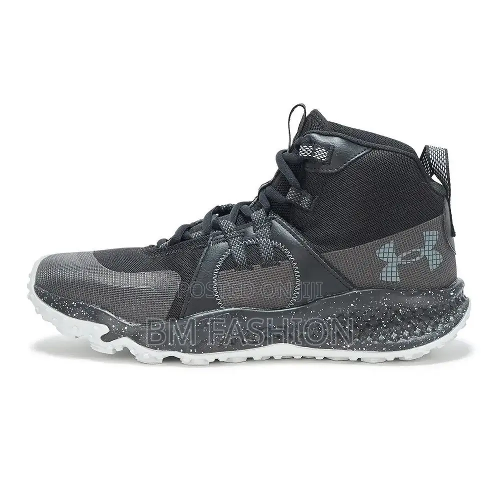Under Armour Charged Mid Black Mens Comfortable Boots