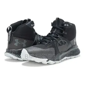 Under Armour Charged Mid Black Mens Comfortable Boots