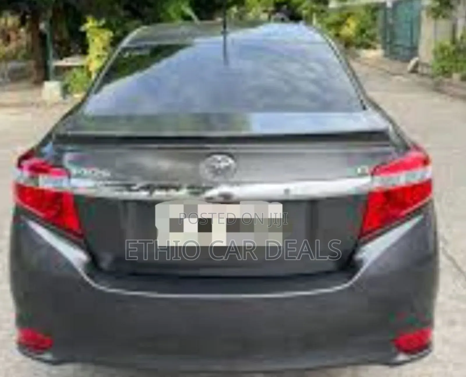 Toyota Yaris 2016 Black