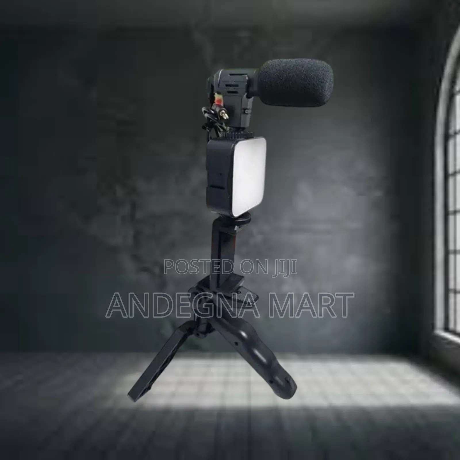 For Video Creators: A Vlogging Kit for Every Creator