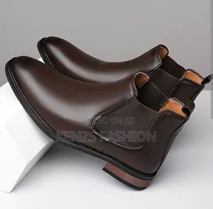 Classic Leather Chelsea Boots