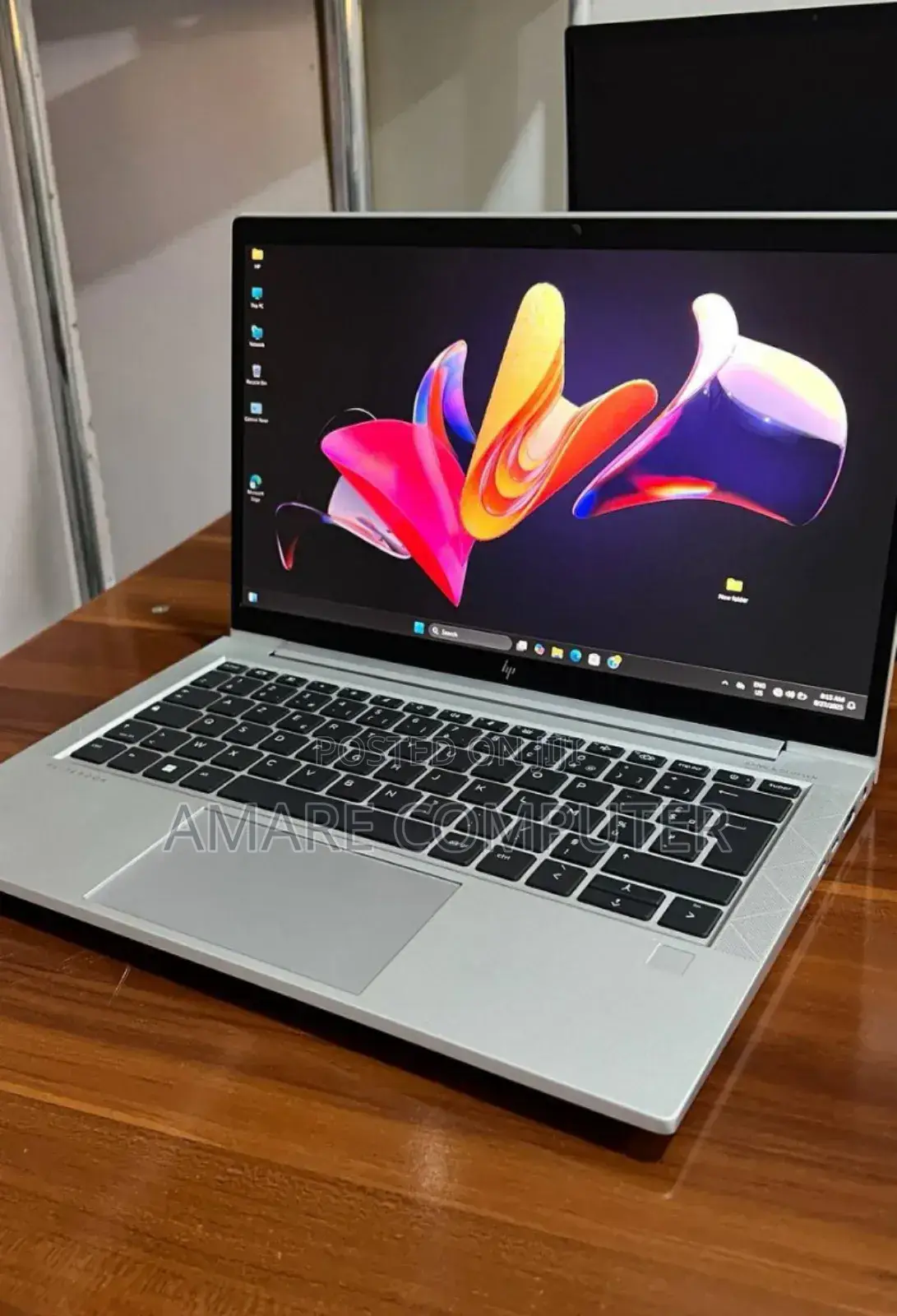 New Laptop HP EliteBook 830 G8 16GB AMD Ryzen 5 SSD 512GB