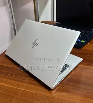 New Laptop HP EliteBook 830 G8 16GB AMD Ryzen 5 SSD 512GB