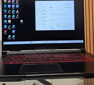 Photo - New Laptop Apple MacBook Pro M1 16GB Intel Core I7 SSD 1T