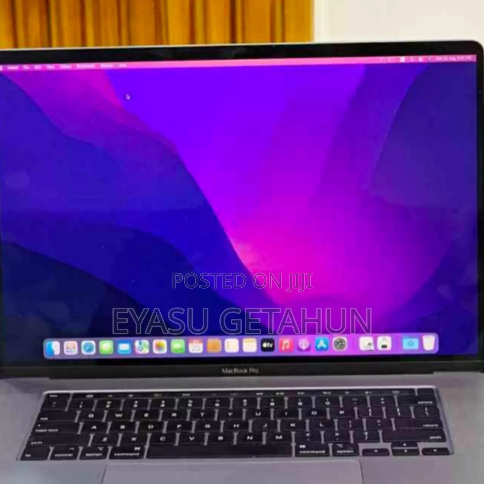 New Laptop Apple MacBook Pro 2019 32GB Intel Core I9 SSD 512GB