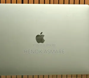 New Laptop Apple MacBook Pro 2019 16GB Intel Core I7 SSD 512GB