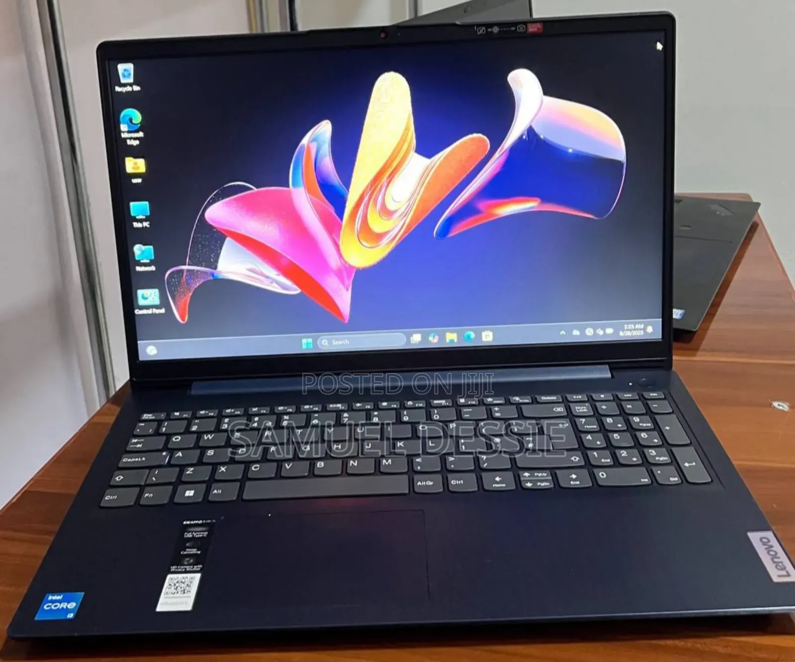 New Laptop Lenovo Ideapad 3 8GB Intel Core I3 SSD 256GB