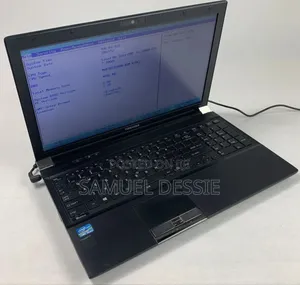 Laptop Toshiba Tecra R950 4GB Intel Core I5 HDD 320GB