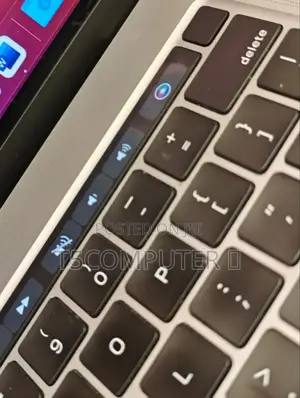 New Laptop Apple MacBook Pro 2019 16GB Intel Core I7 SSD 512GB