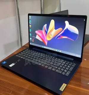 New Laptop Lenovo Ideapad 3 8GB Intel Core I3 SSD 256GB