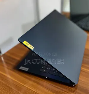 New Laptop Lenovo Ideapad 3 8GB Intel Core I3 SSD 256GB