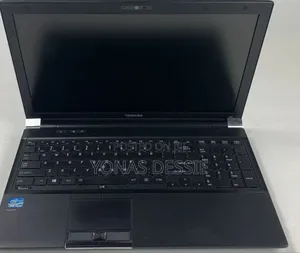 Laptop Toshiba Tecra R950 4GB Intel Core I3 HDD 320GB