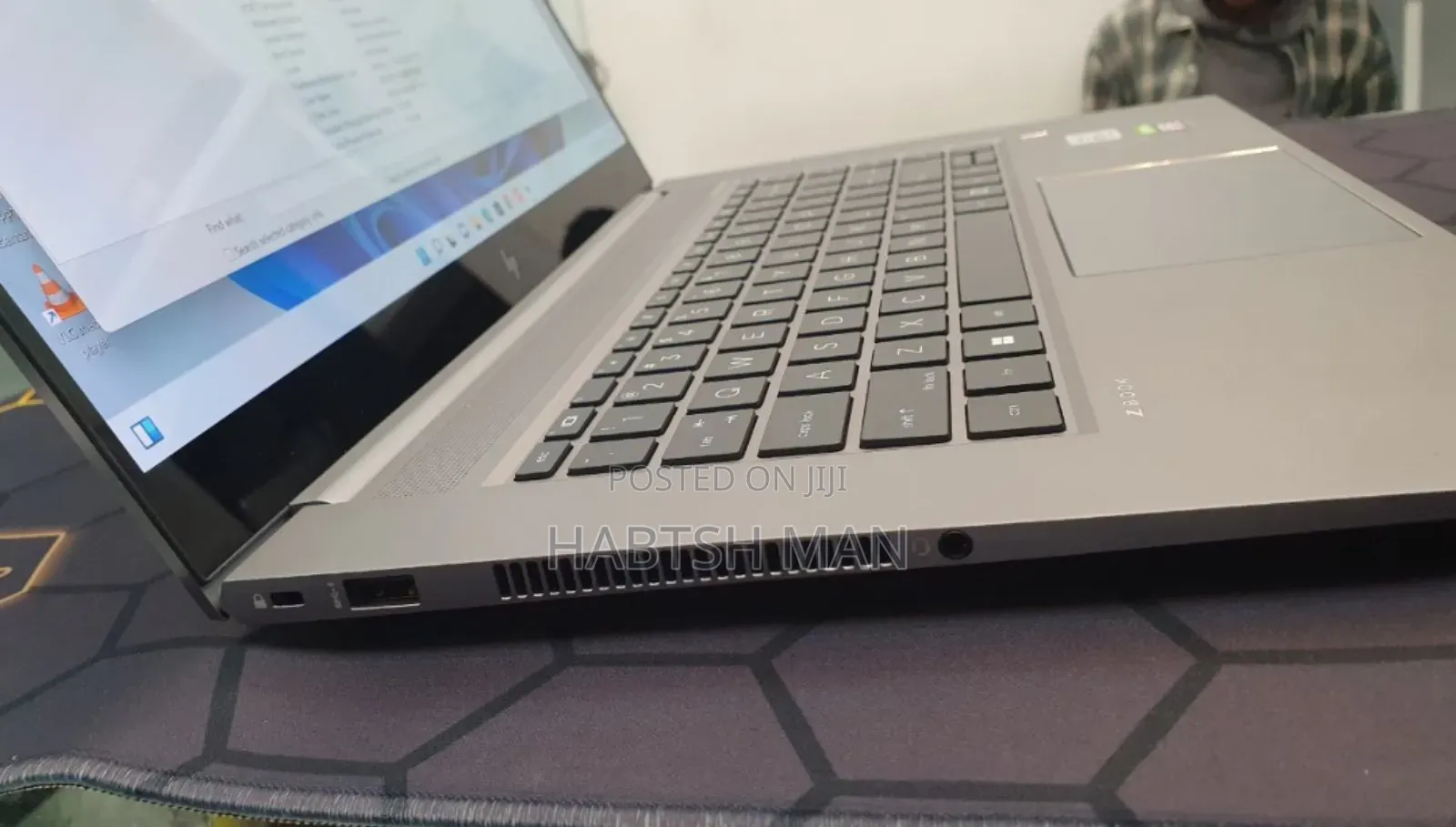 New Laptop HP Zbook Studio G7 16GB Intel Core I7 SSD 1T