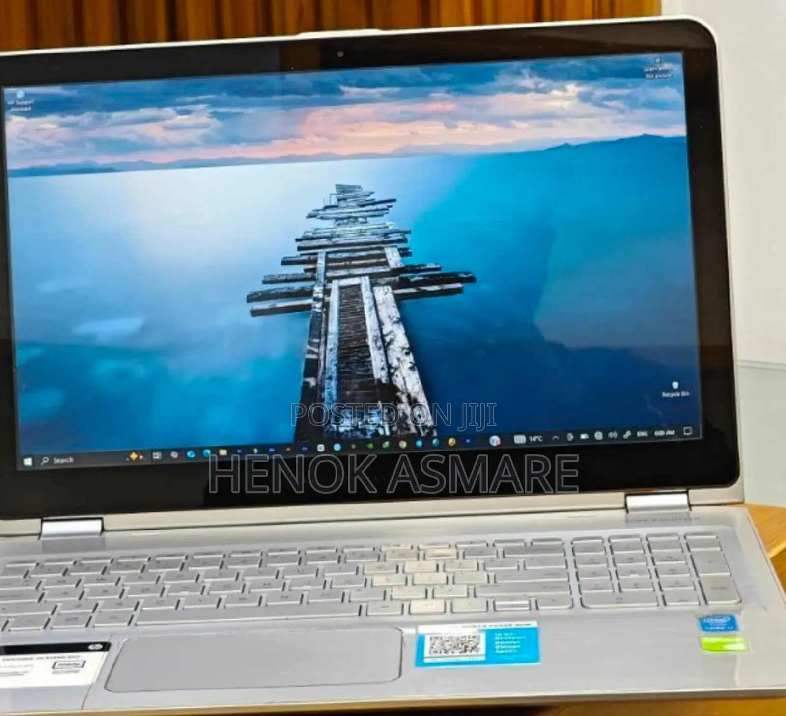 New Laptop HP Envy X360 8GB Intel Core I7 SSD 1T