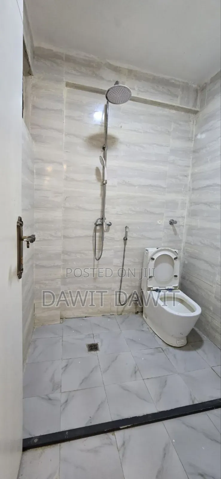 Furnished 10bdrm Mansion in ኢርምያስ, Yeka for sale