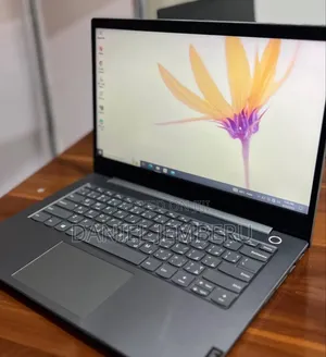 Photo - New Laptop Lenovo ThinkPad 10 8GB Intel Core I5 SSD 256GB