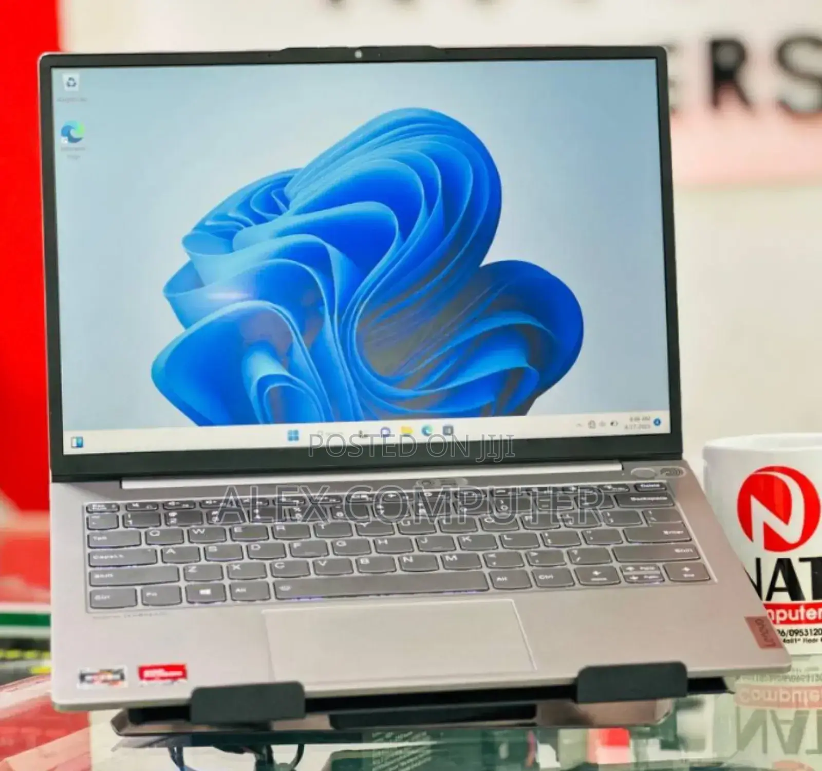 New Laptop Lenovo ThinkBook 13 16GB AMD Ryzen 7 SSD 512GB