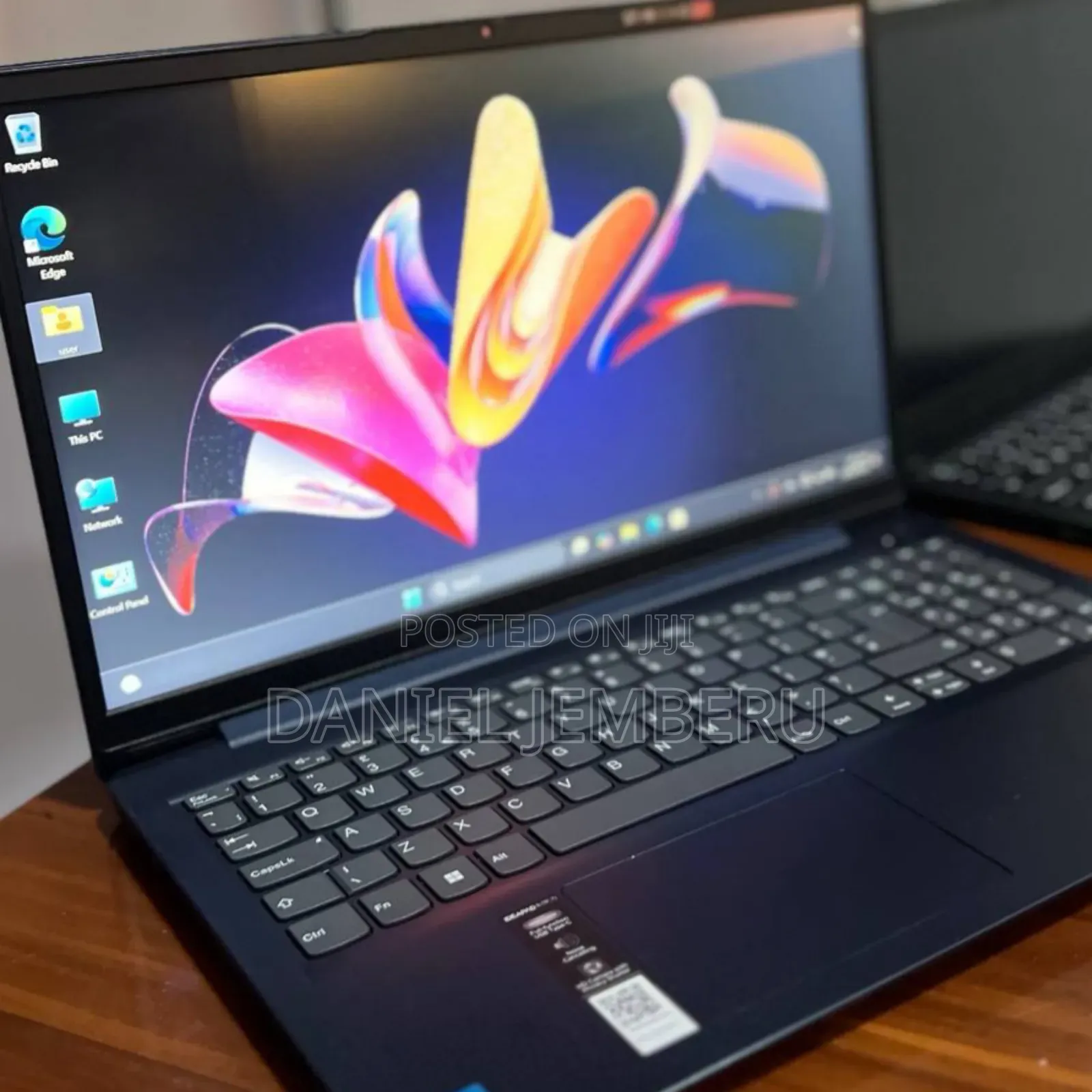 New Laptop Lenovo Ideapad 3 8GB Intel Core I3 SSD 256GB