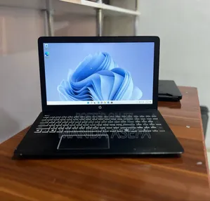 New Laptop HP Pavilion Power 15 8GB Intel Core I7 SSD 256GB