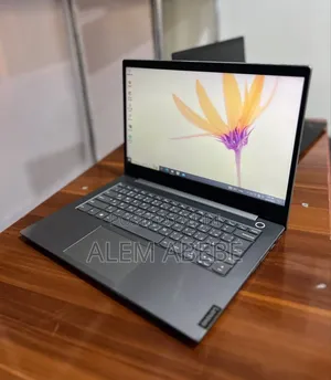 New Laptop Lenovo ThinkBook 15 8GB Intel Core I5 SSD 256GB