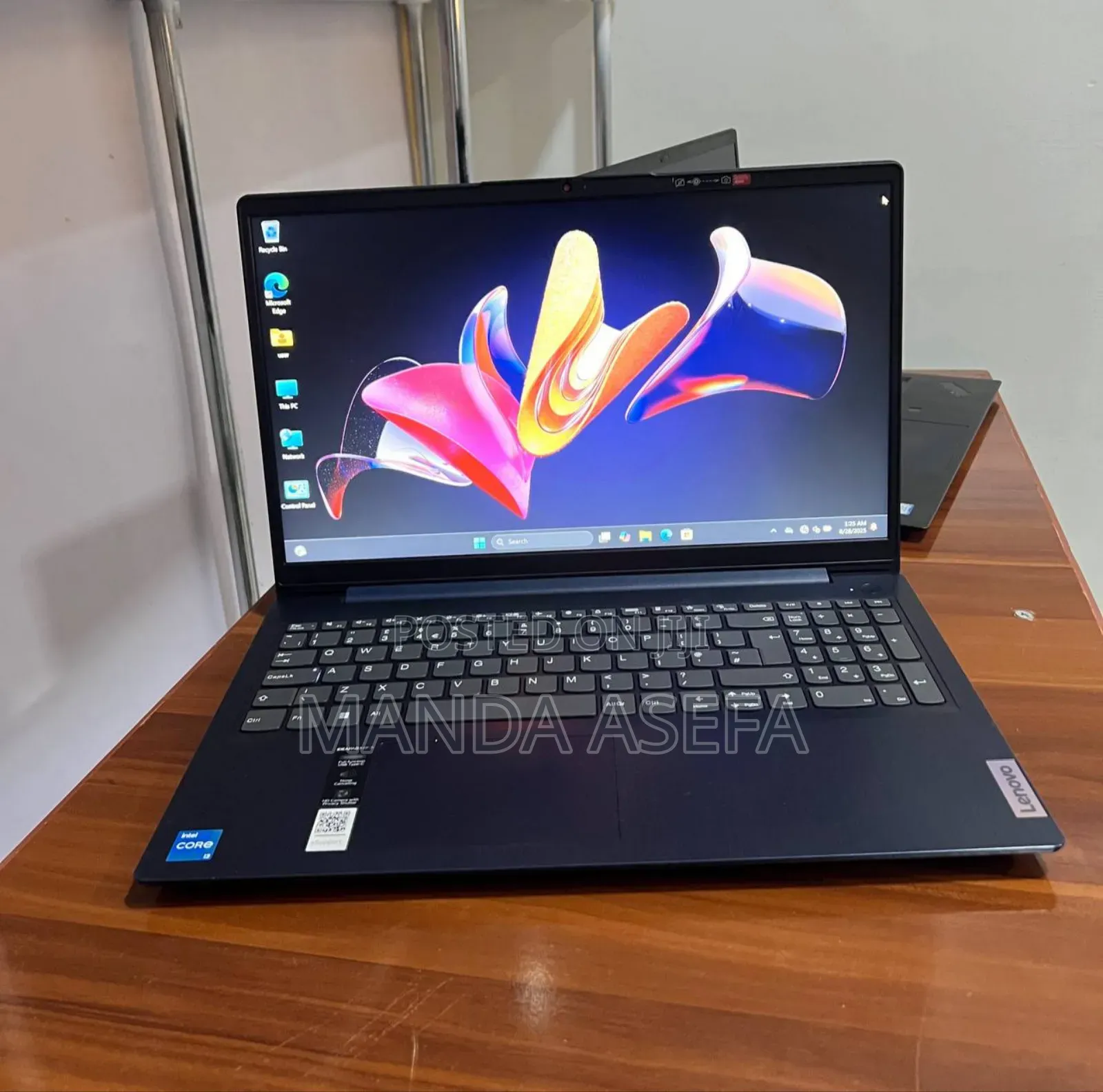 New Laptop Lenovo Ideapad 3 8GB Intel Core I3 SSD 256GB