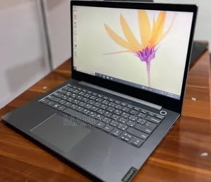 Photo - New Laptop Lenovo ThinkBook 15 8GB Intel Core I5 SSD 256GB