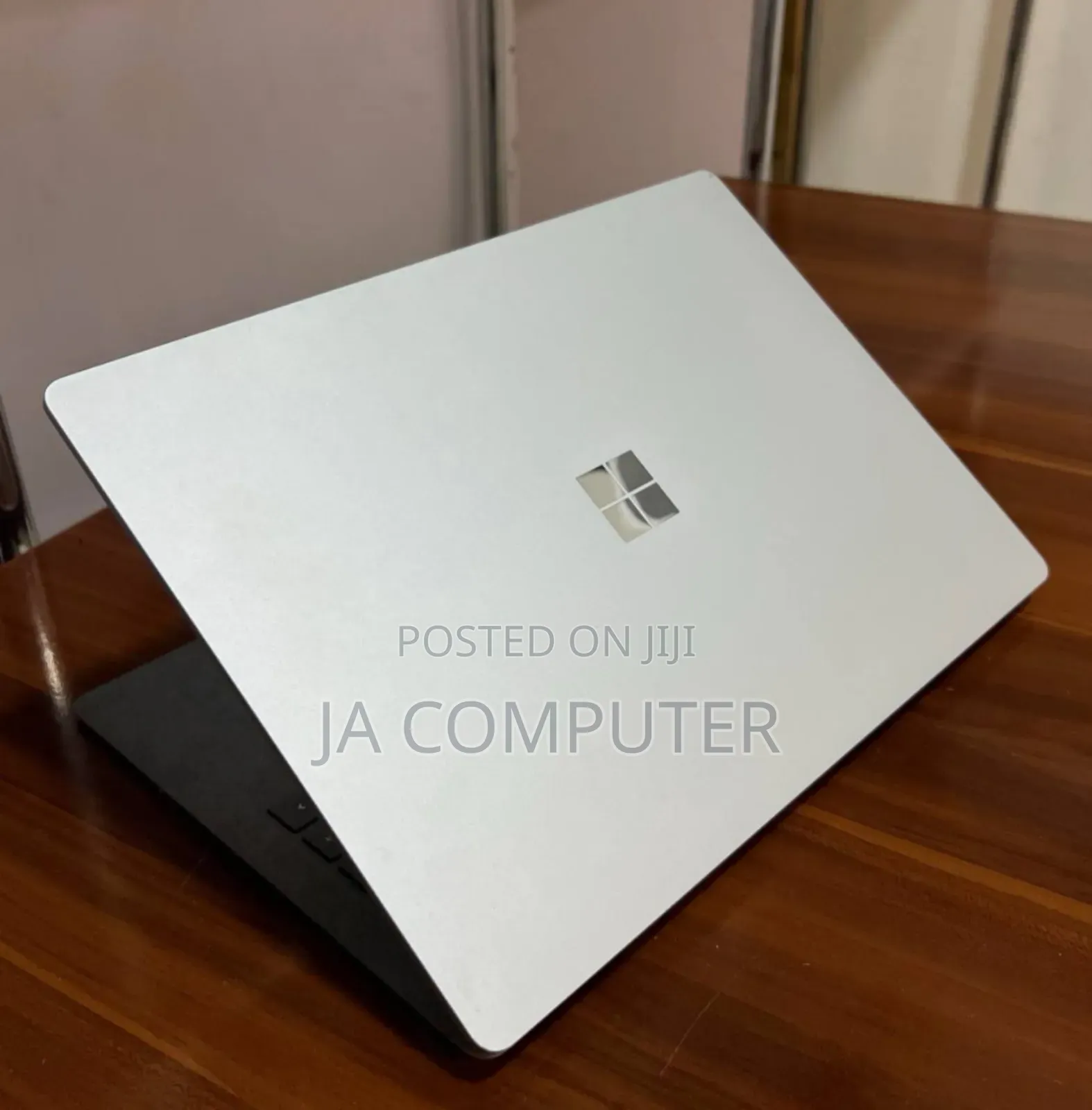 New Laptop Microsoft Surface Laptop 4 16GB Intel Core I7 SSD 512GB