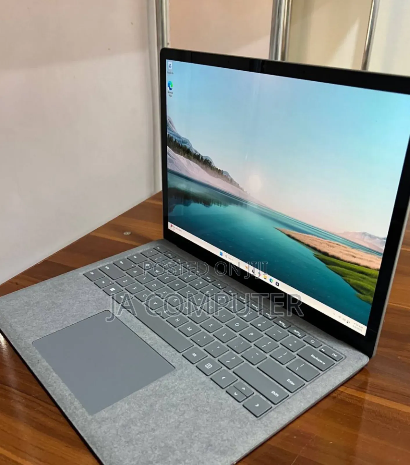 New Laptop Microsoft Surface Laptop 4 16GB Intel Core I7 SSD 512GB