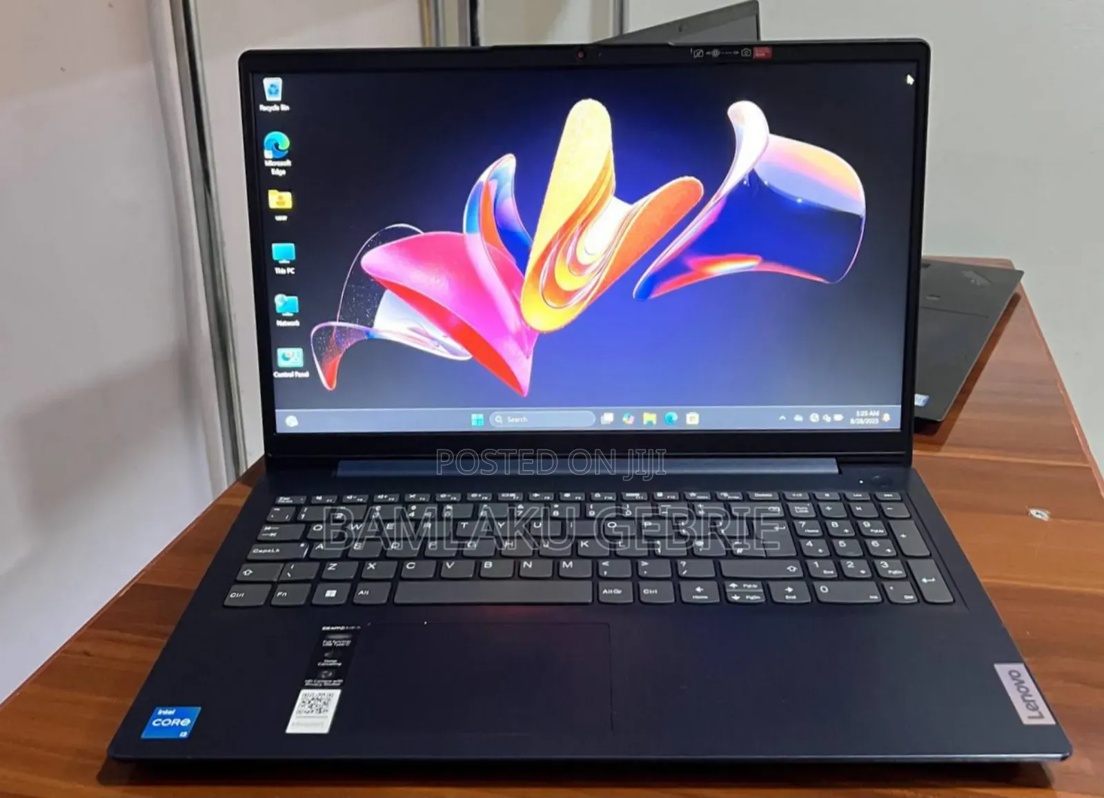 New Laptop Lenovo Ideapad 3 8GB Intel Core I3 SSD 256GB