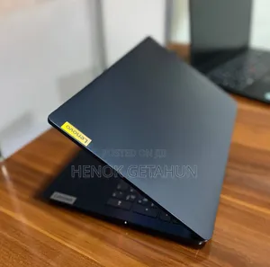 New Laptop Lenovo Ideapad 3 8GB Intel Core I3 SSD 256GB