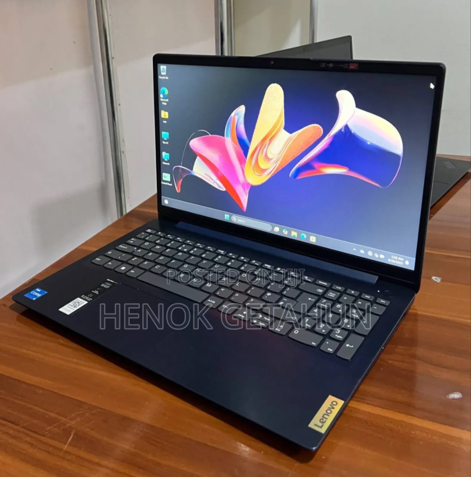 New Laptop Lenovo Ideapad 3 8GB Intel Core I3 SSD 256GB