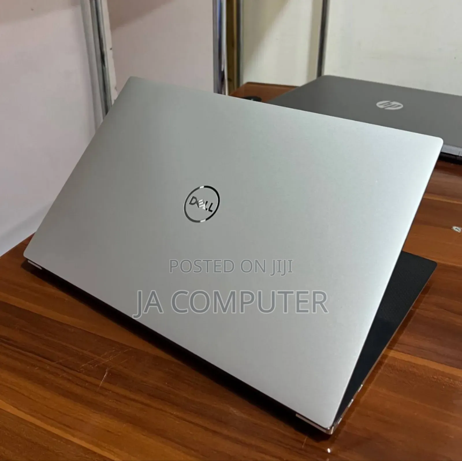 New Laptop Dell XPS 15 32GB Intel Core I7 SSD 512GB