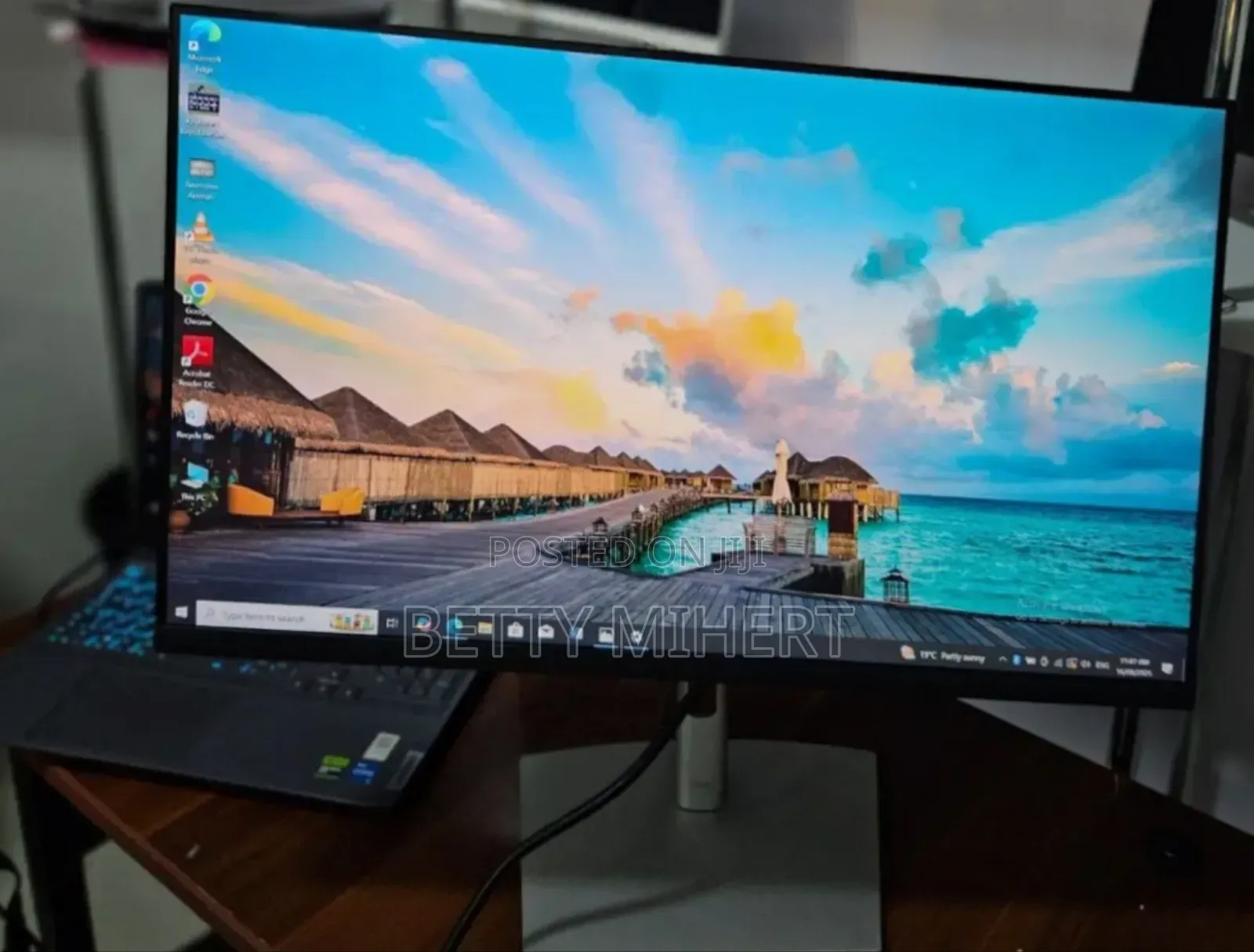 Dell(27)Inch Frameless Monitor
