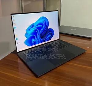 New Laptop Dell XPS 15 16GB Intel Core I7 SSD 512GB