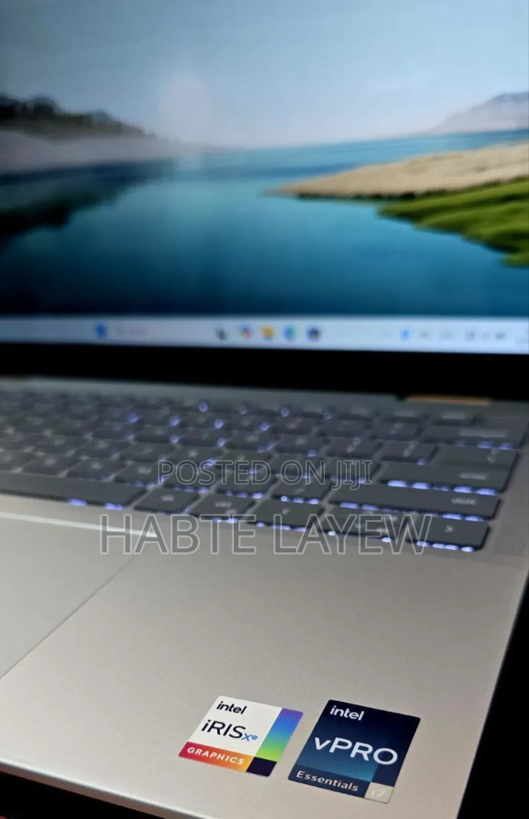 New Laptop Dell Inspiron 11 3162 16GB Intel Core I7 SSD 1T