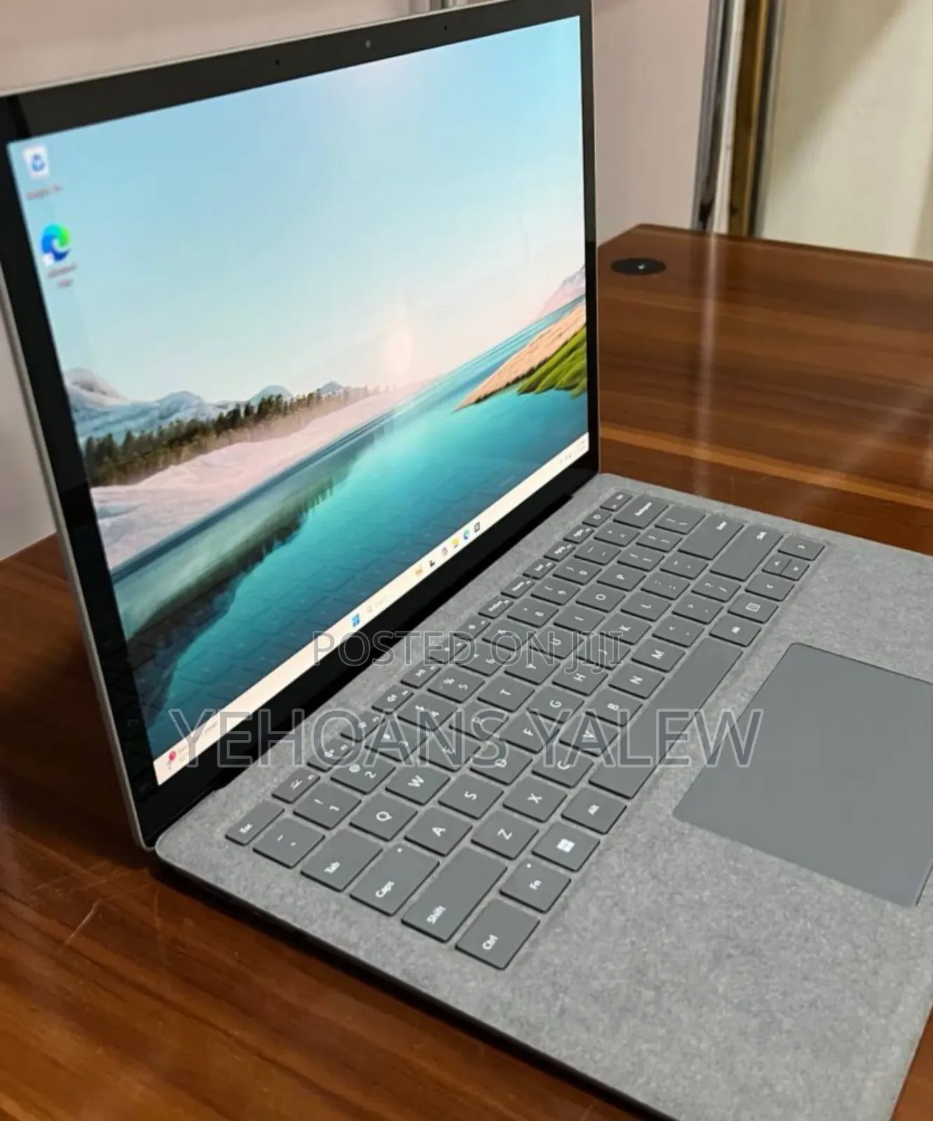 New Laptop Microsoft Surface 16GB Intel Core I7 SSD 512GB
