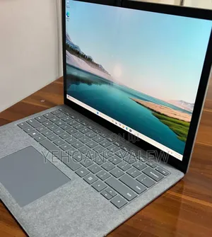New Laptop Microsoft Surface 16GB Intel Core I7 SSD 512GB