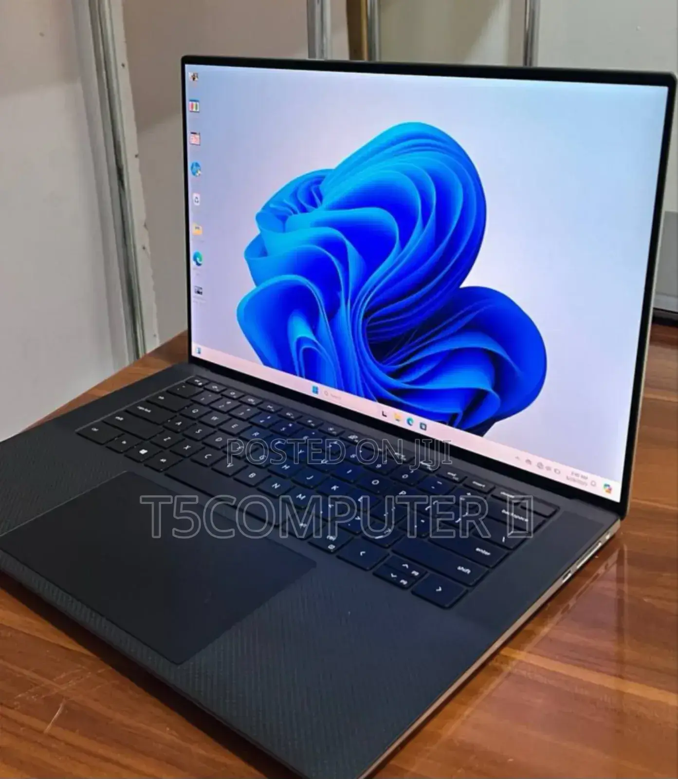 New Laptop Dell XPS 15 32GB Intel Core I7 SSD 512GB