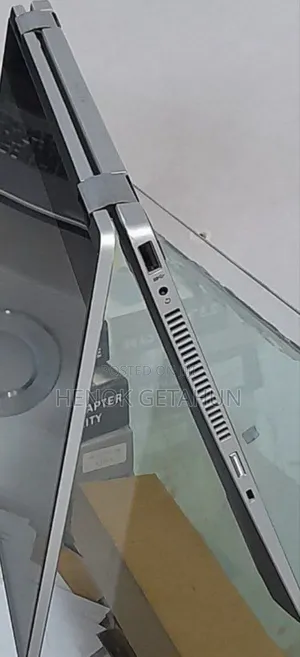 New Laptop HP Pavilion 15 8GB Intel Core I5 HDD 1T