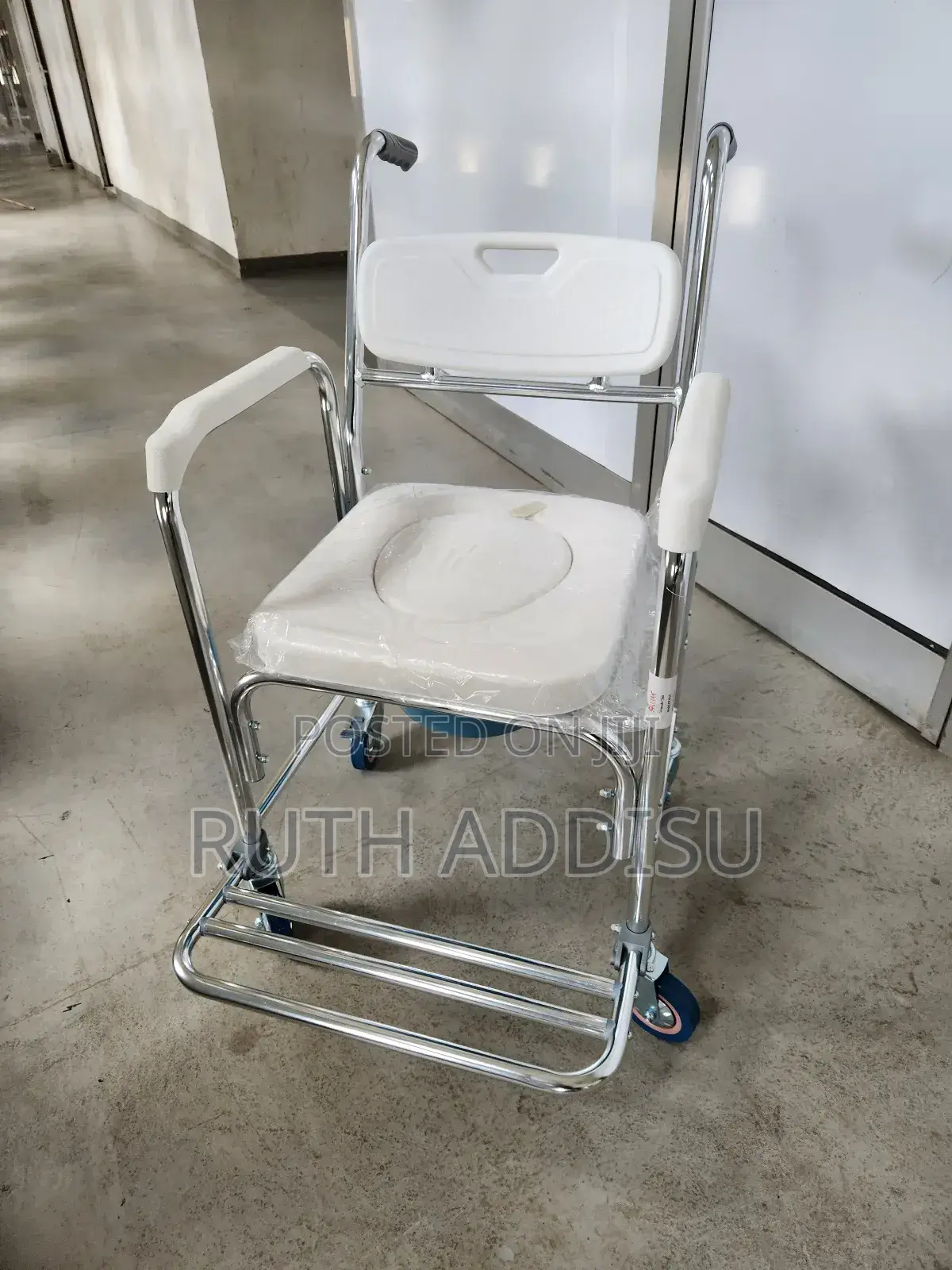 Toilet Wheelchair發展commode Wheelchair隔日commode Wheelchair壓力wheelchair