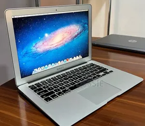 New Laptop Apple MacBook Air 2015 8GB Intel Core I5 SSD 256GB