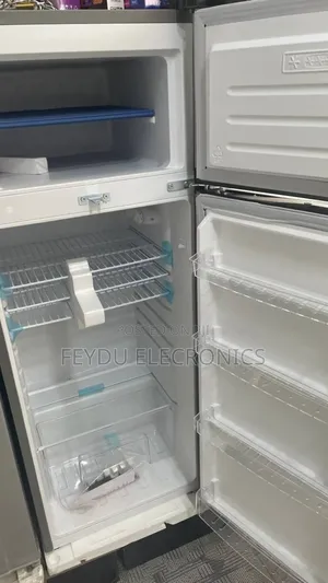 West 350 Model Referigeretor