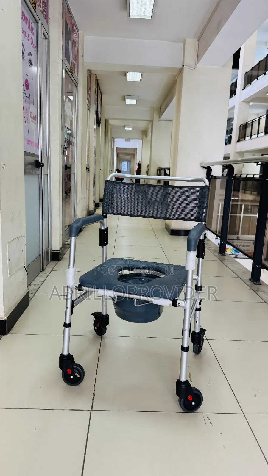 Toile Wheelchair口手wheelchair廿手wheelchair水手wheelchair口手wheelchair卜手whee