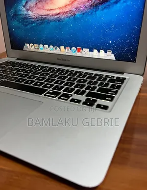 New Laptop Apple MacBook Air 2015 8GB Intel Core I5 SSD 256GB