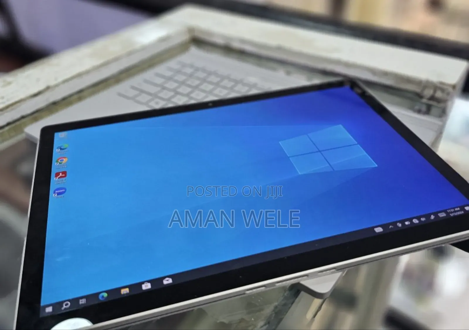 New Laptop Microsoft Surface 16GB Intel Core I7 SSD 256GB