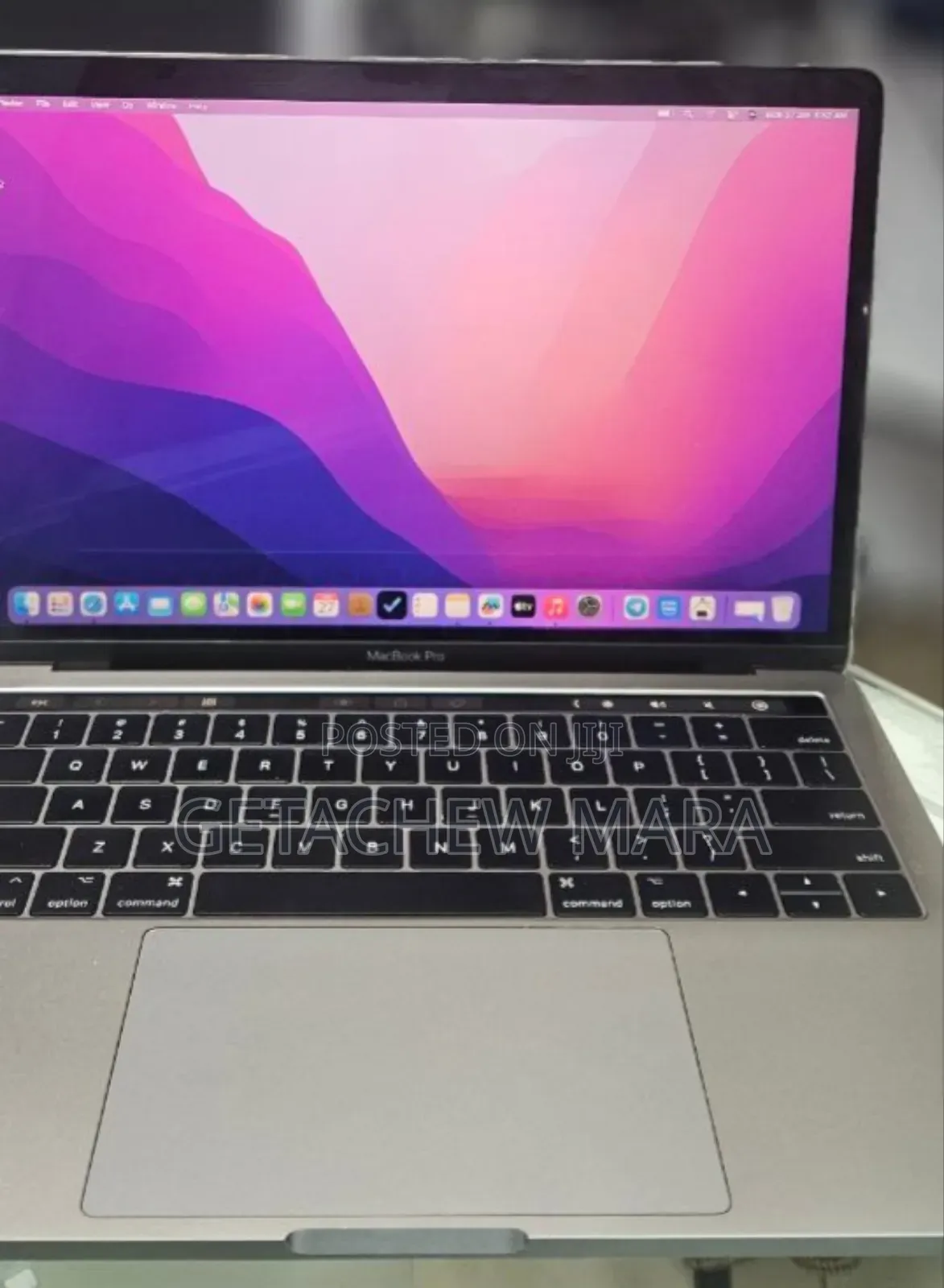 New Laptop Apple MacBook Pro 2017 8GB Intel Core I5 SSD 256GB