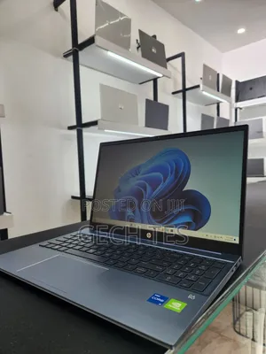 Photo - New Laptop HP Pavilion 15 16GB Intel Core I5 SSD 512GB