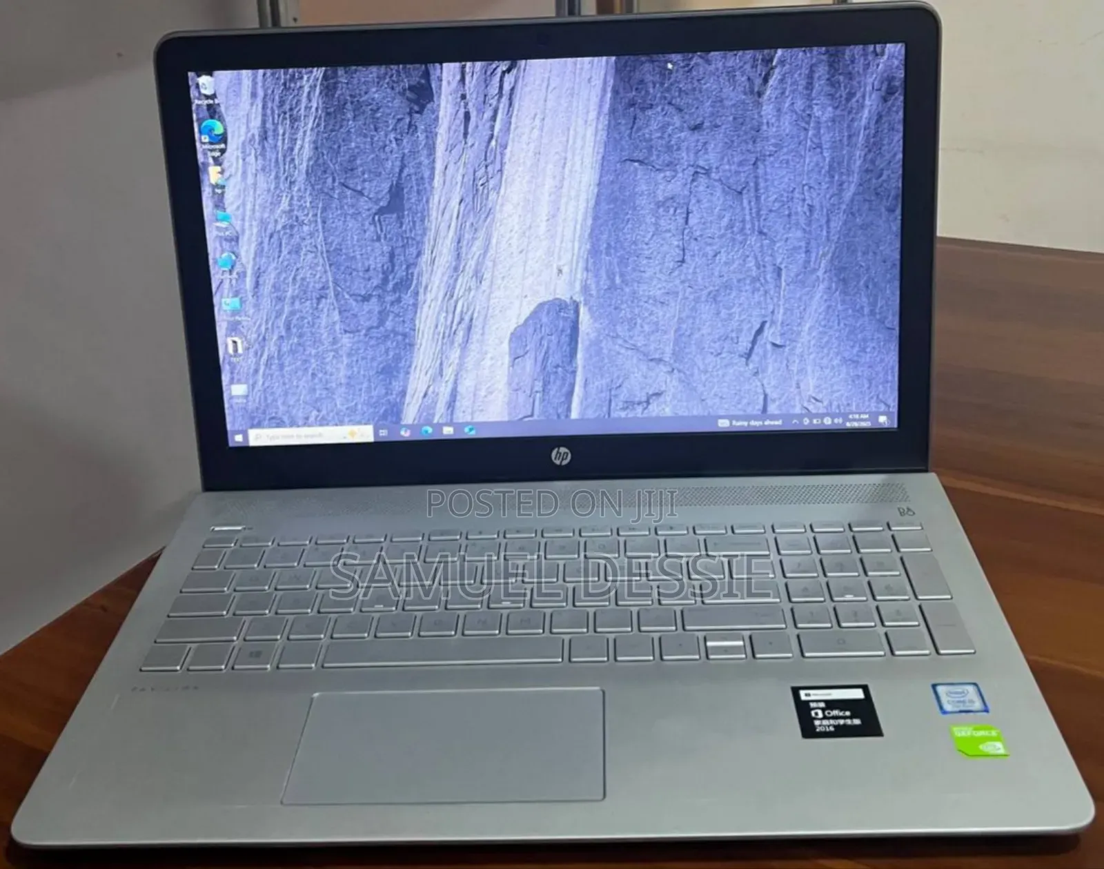 New Laptop HP Pavilion 15 8GB Intel Core I5 HDD+SSD 128GB