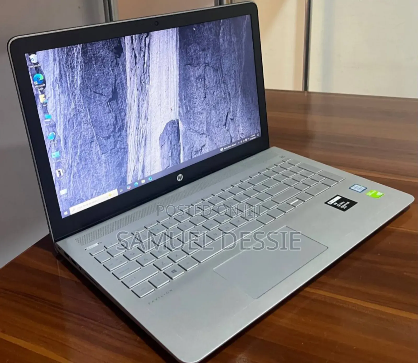 New Laptop HP Pavilion 15 8GB Intel Core I5 HDD+SSD 128GB